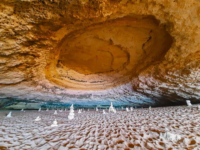 Algar de Benagil, O Algarve 20210713 111259 (51615818880).jpg